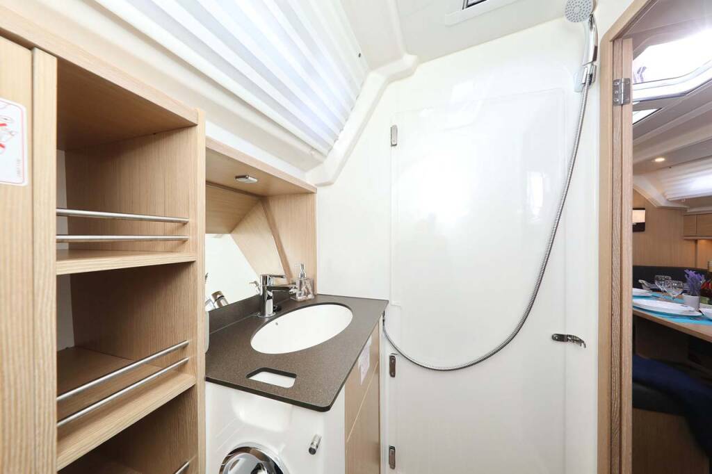 Sailing yacht Bavaria Cruiser 41 Style Anegada