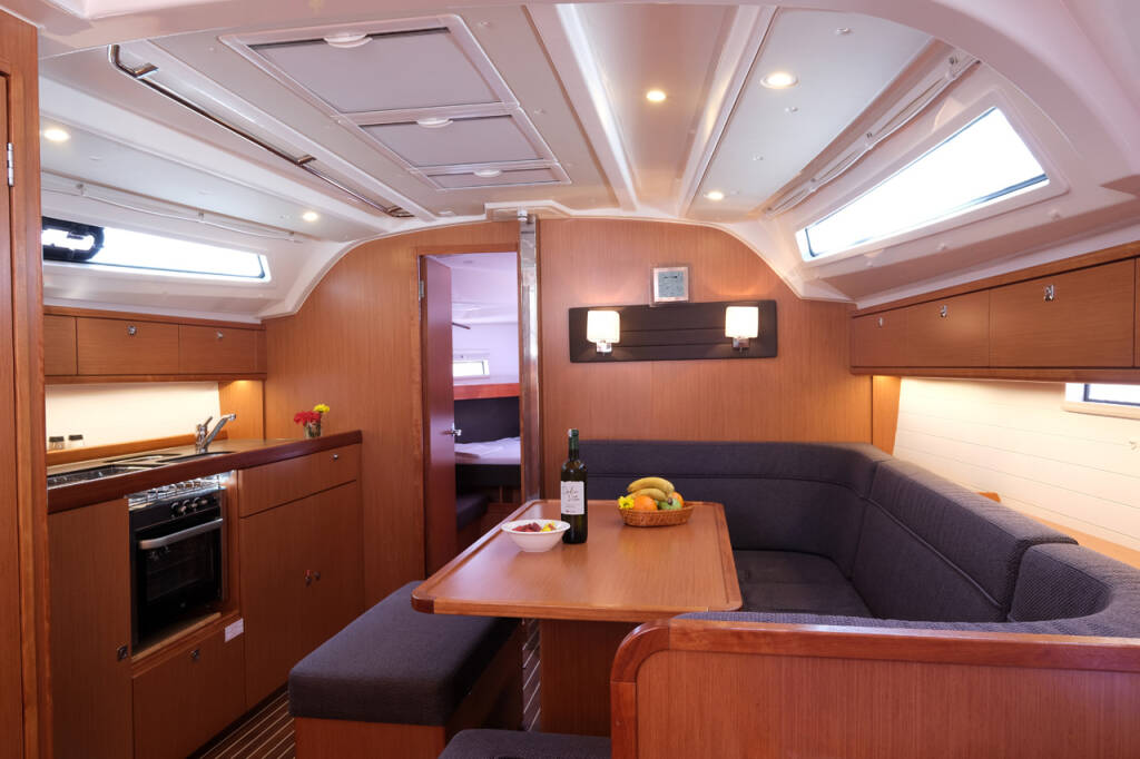 Segelyachten Bavaria Cruiser 41 Marlin 3