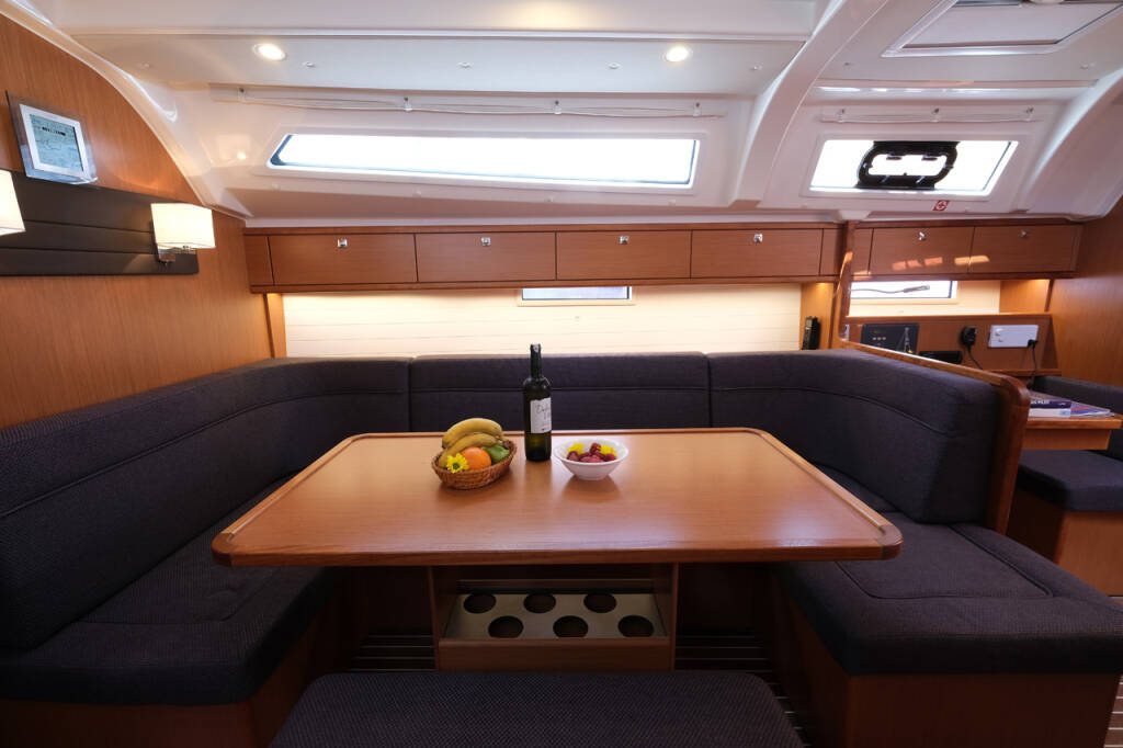 Segelyachten Bavaria Cruiser 41 Marlin 3