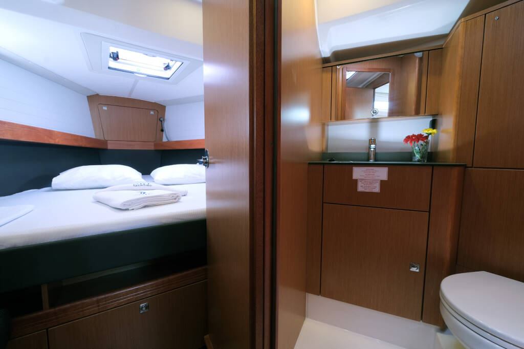 Segelyachten Bavaria Cruiser 41 Marlin 3