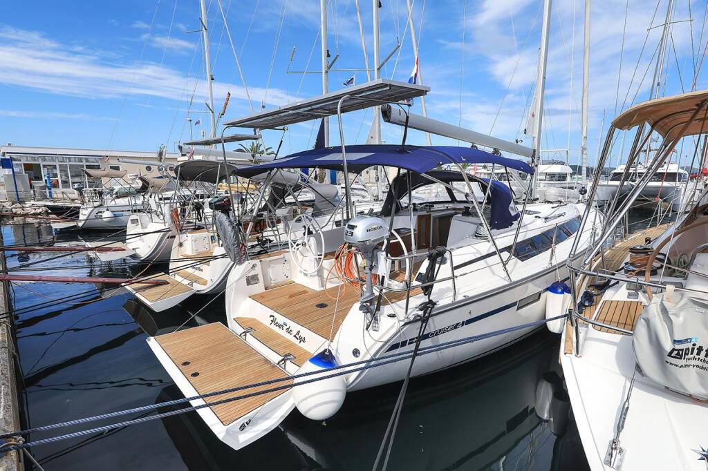 Sailing yacht Bavaria Cruiser 41 Fleur de Lys