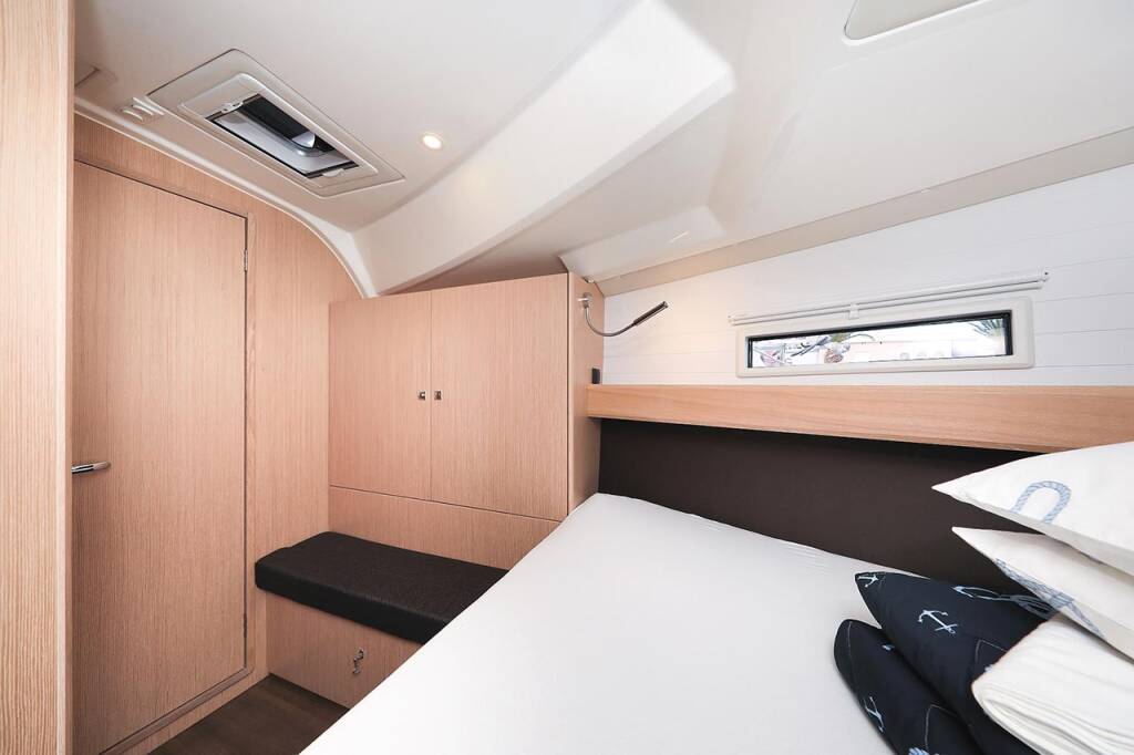 Sailing yacht Bavaria Cruiser 41 Fleur de Lys