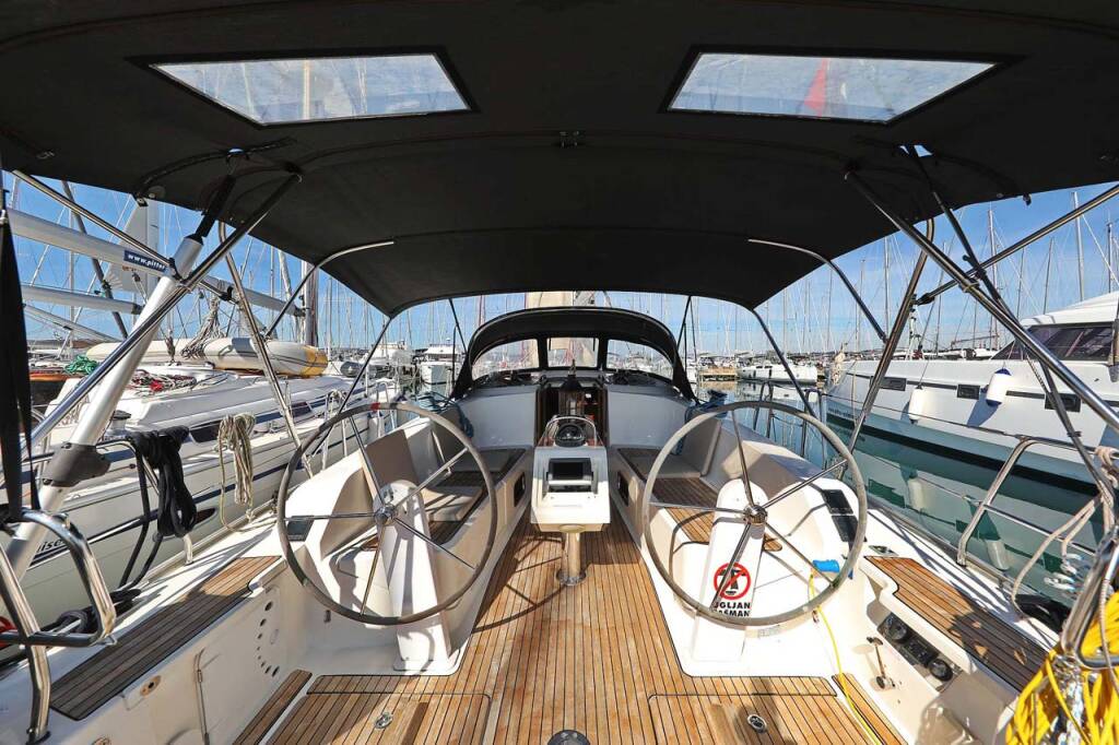 Sailing yacht Bavaria Cruiser 41 Kirka