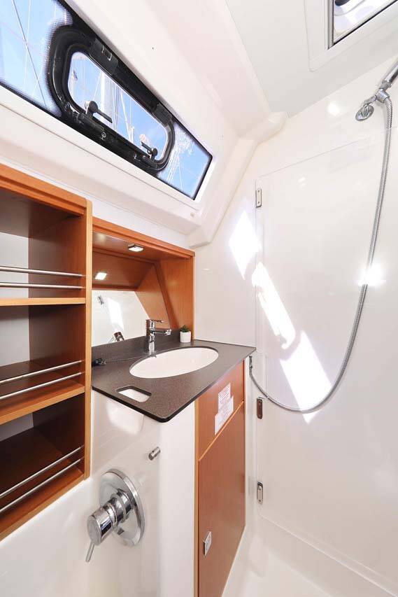 Sailing yacht Bavaria Cruiser 41 Kirka