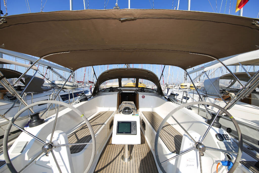 Sailing yacht Bavaria Cruiser 41 Morellina