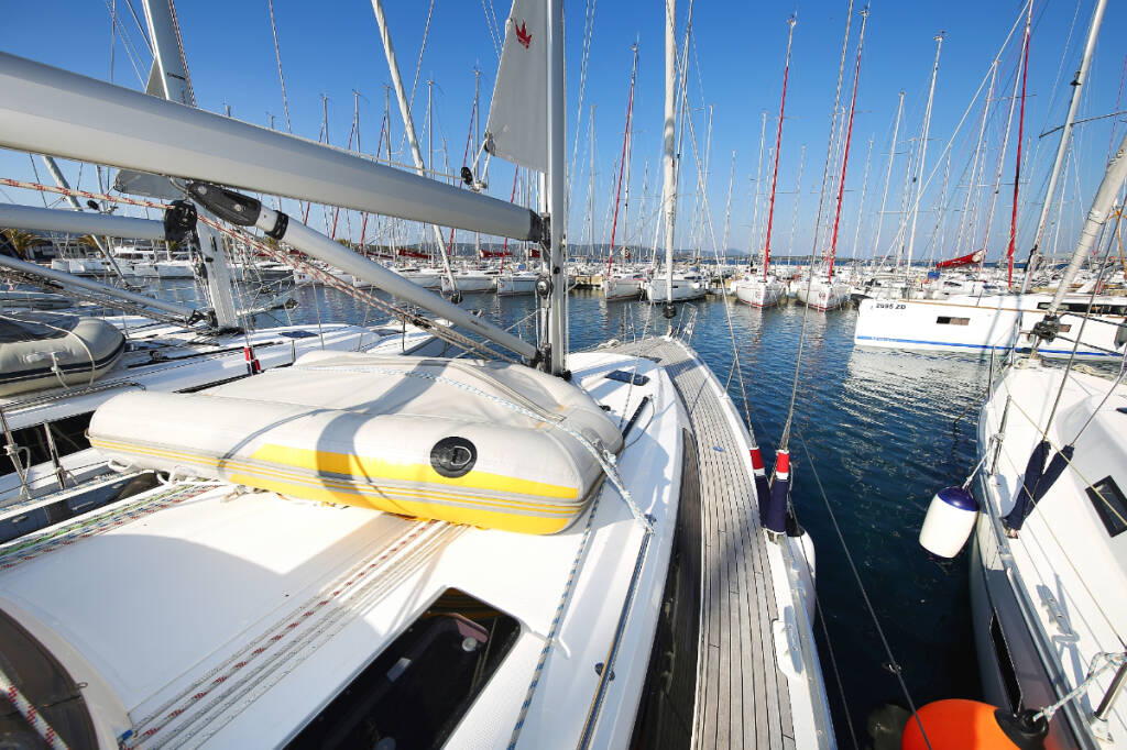 Sailing yacht Bavaria Cruiser 41 Morellina