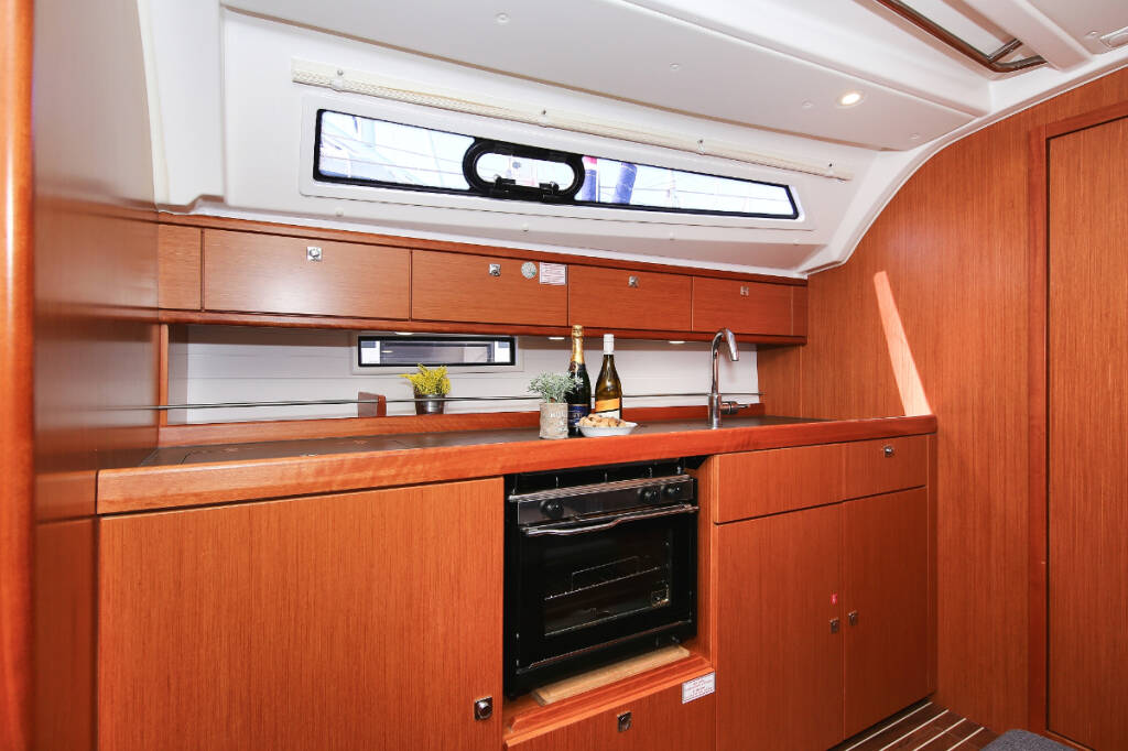Sailing yacht Bavaria Cruiser 41 Morellina
