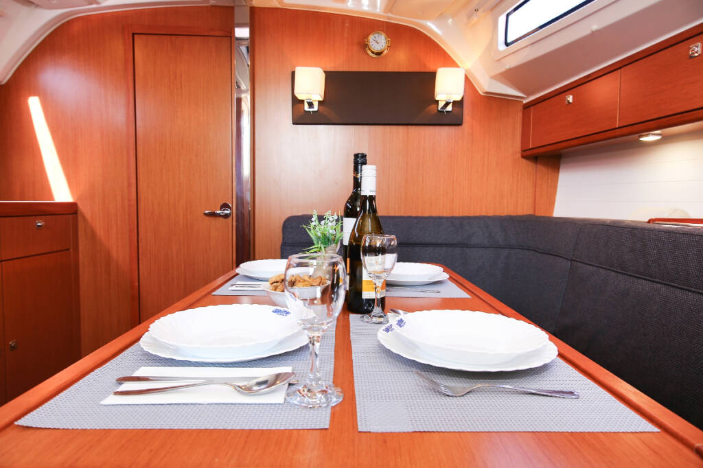 Sailing yacht Bavaria Cruiser 41 Morellina