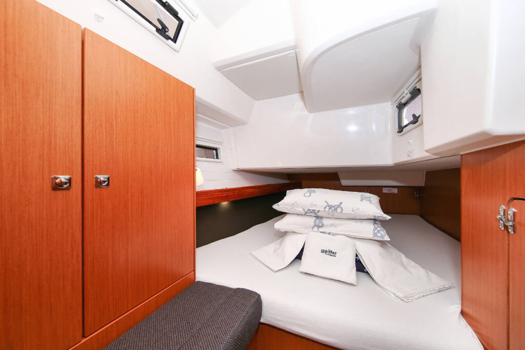 Sailing yacht Bavaria Cruiser 41 Morellina