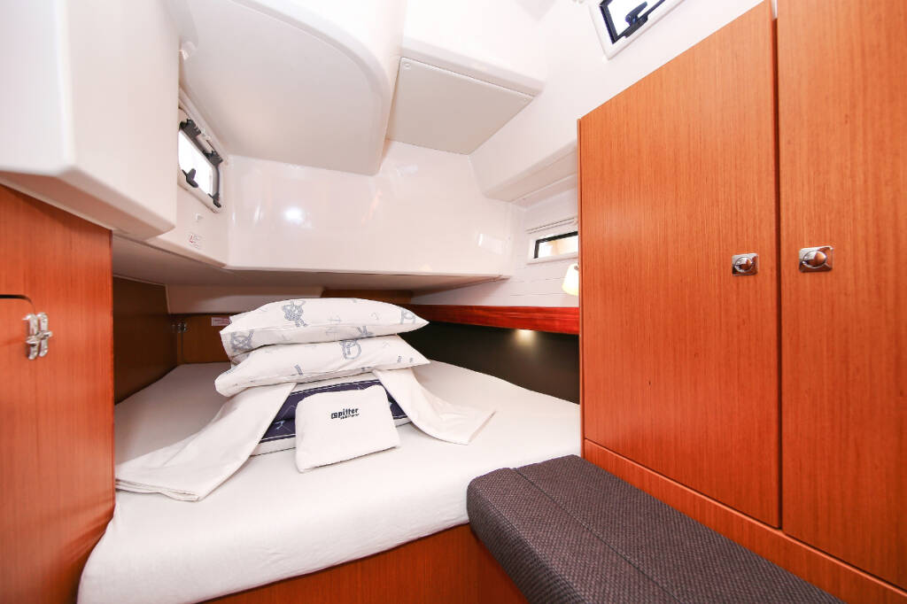 Sailing yacht Bavaria Cruiser 41 Morellina