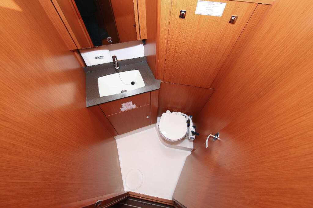 Sailing yacht Bavaria Cruiser 41 Morellina