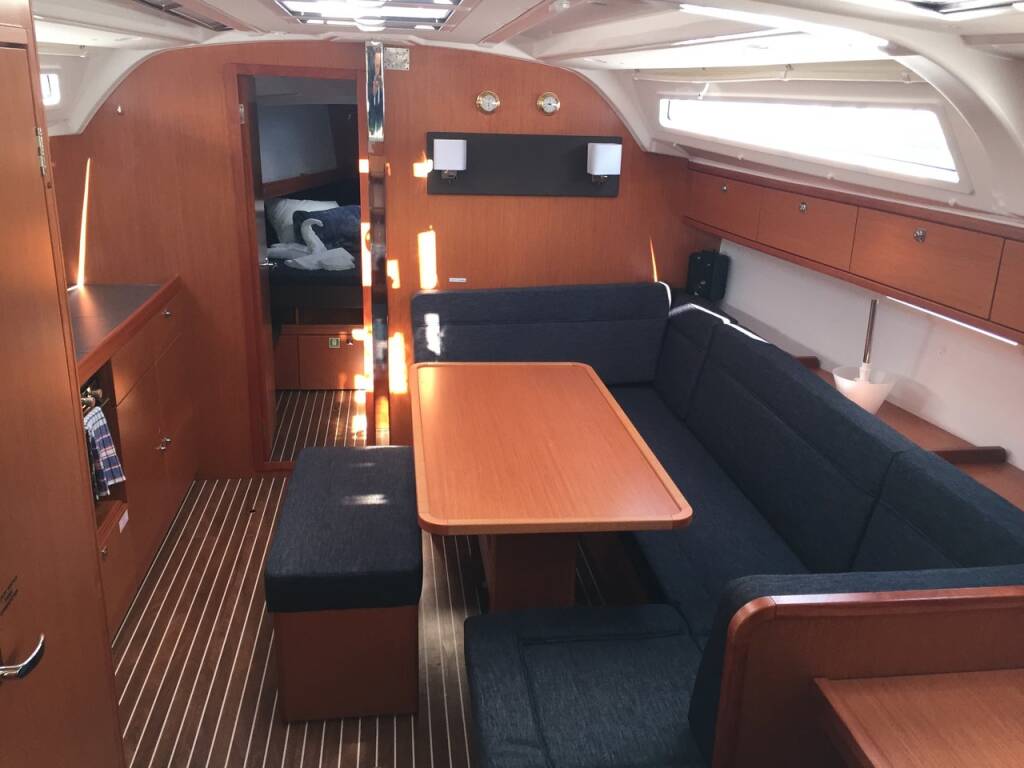 Segelyachten Bavaria Cruiser 41 Anemoessa