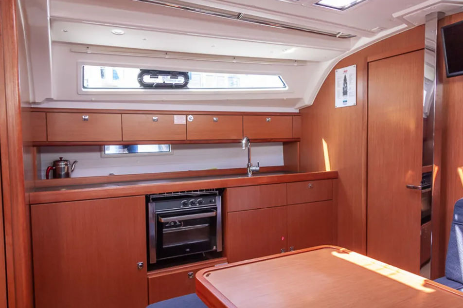 Sailing yacht Bavaria Cruiser 41 Quintessa