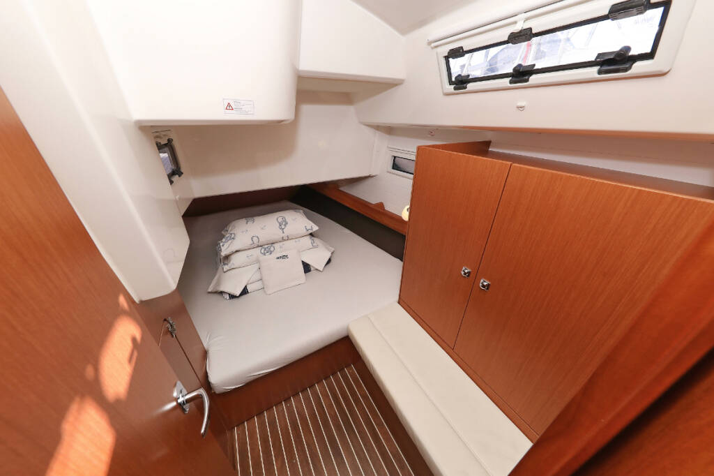 Sailing yacht Bavaria Cruiser 41 Aquarius