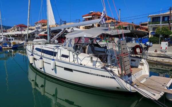 Bavaria Cruiser 41 Ioli Lefkas main port