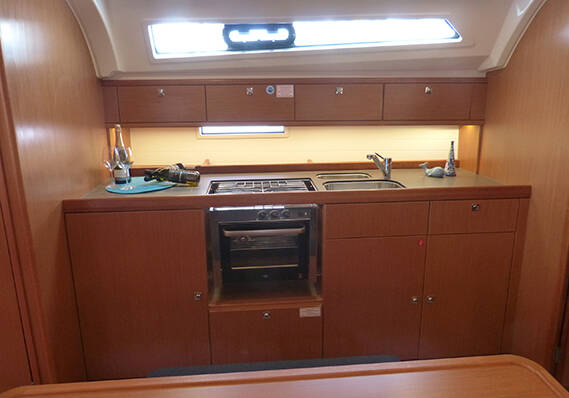 Sailing yacht Bavaria Cruiser 41 Xenia