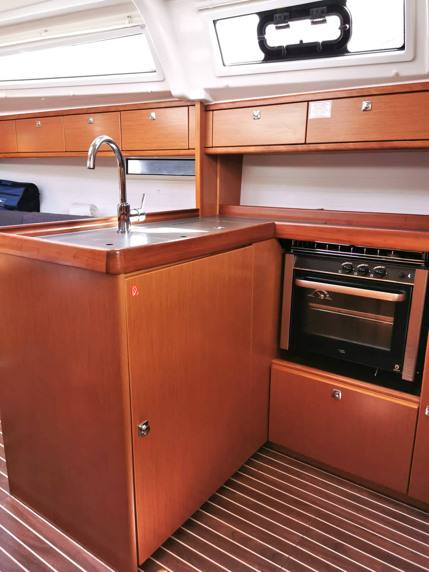 Sailing yacht Bavaria Cruiser 41 ECONOMY