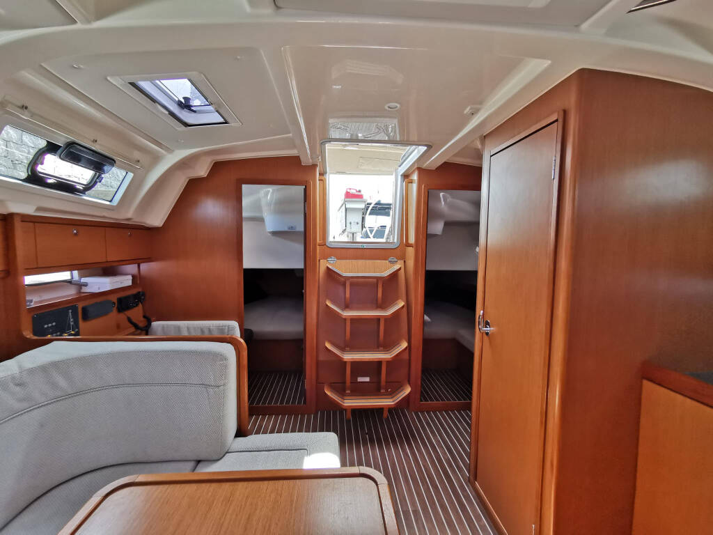 Segelyachten Bavaria Cruiser 41 ECONOMY