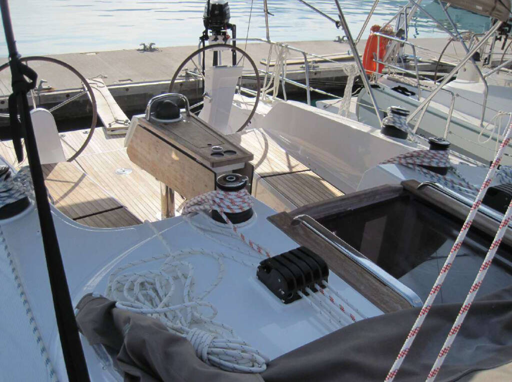 Sailing yacht Bavaria Cruiser 41 ECONOMY