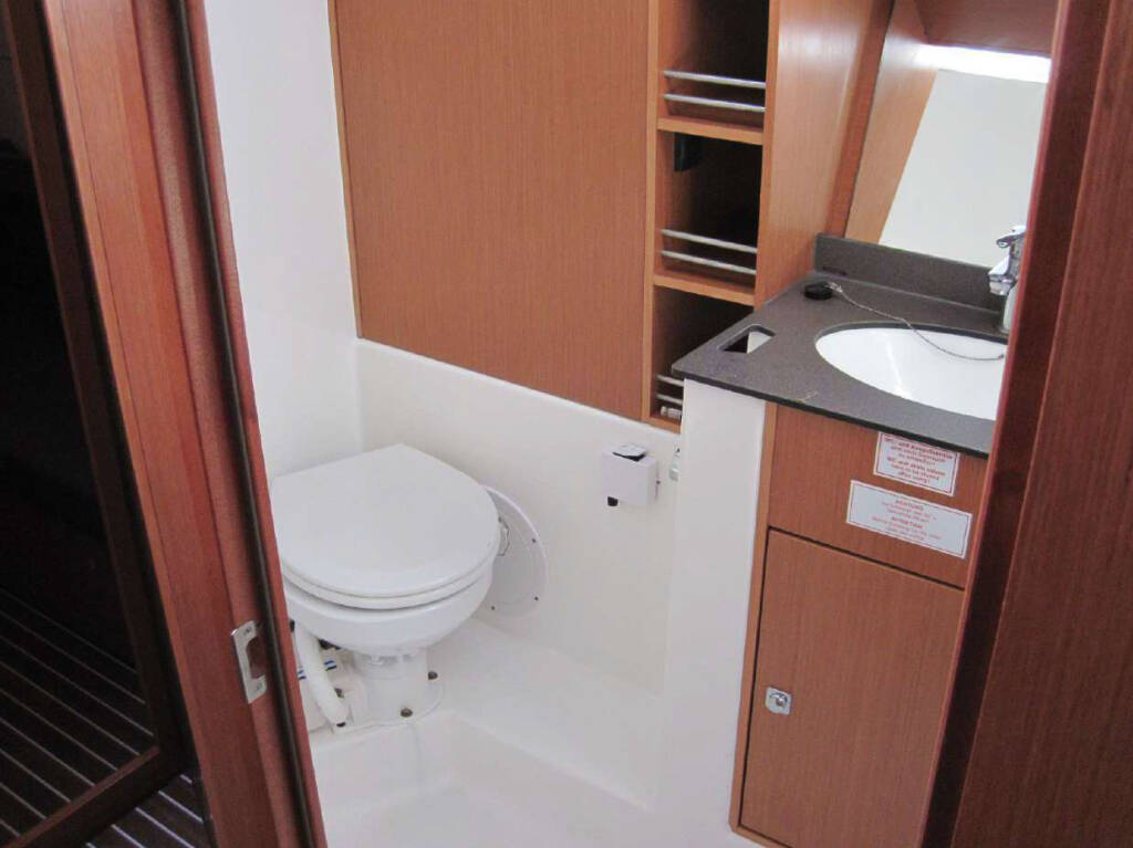 Sailing yacht Bavaria Cruiser 41 ECONOMY