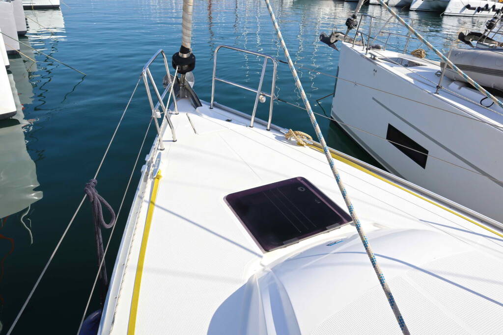 Sailing yacht Bavaria Cruiser 41 ECONOMY