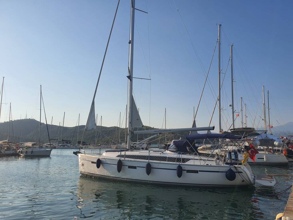 Sailing yacht Bavaria Cruiser 41 Miber Rhea
