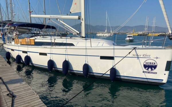 Bavaria Cruiser 41 Miber Rhea Fethiye, Ece Saray Marina Resort
