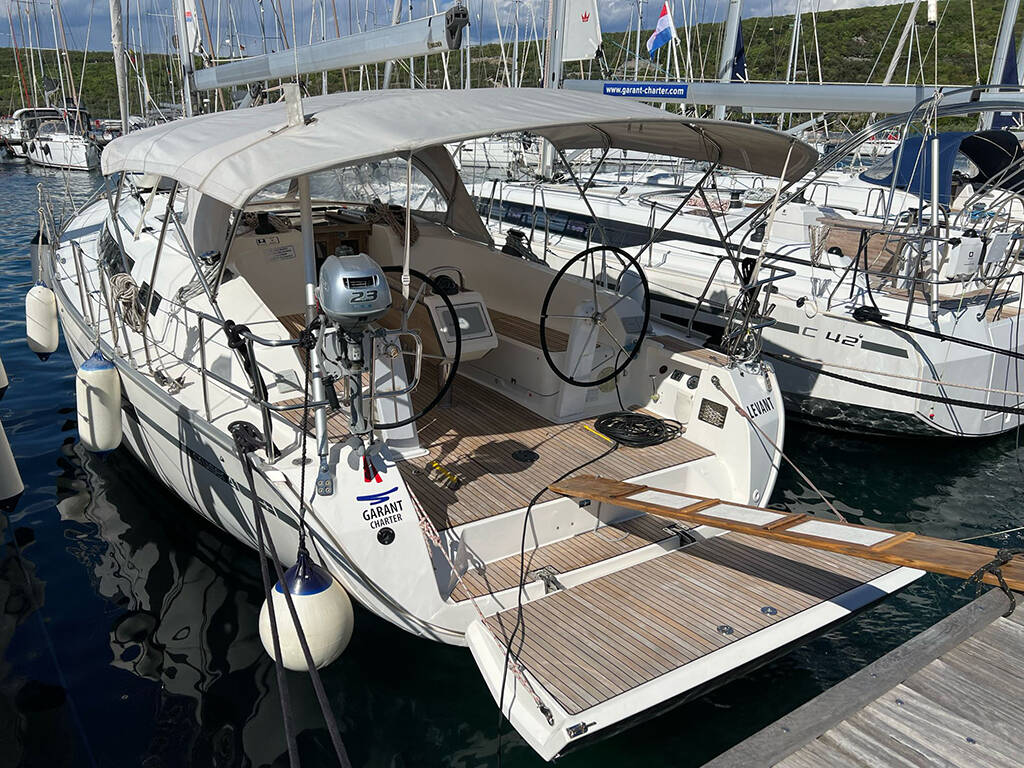 Sailing yacht Bavaria Cruiser 41 Levant