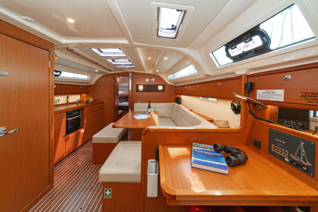 Segelyachten Bavaria Cruiser 41 Laertis