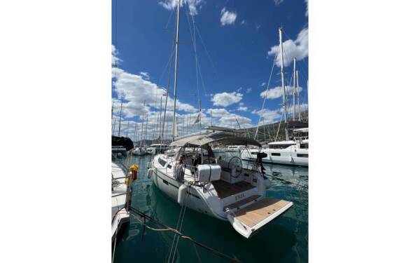 Bavaria Cruiser 41 Enja Marina Kastela