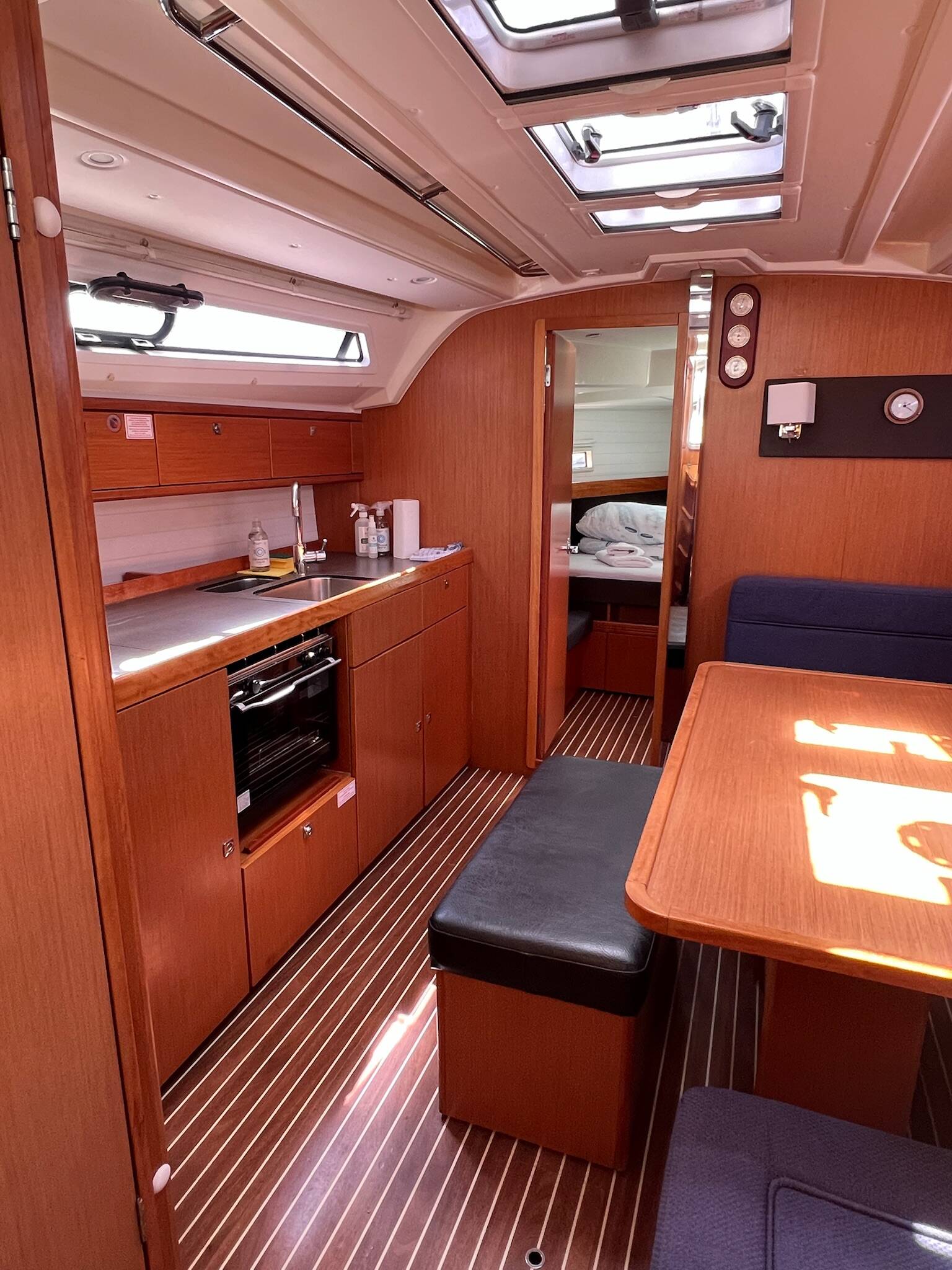 Sailing yacht Bavaria Cruiser 41 Enja