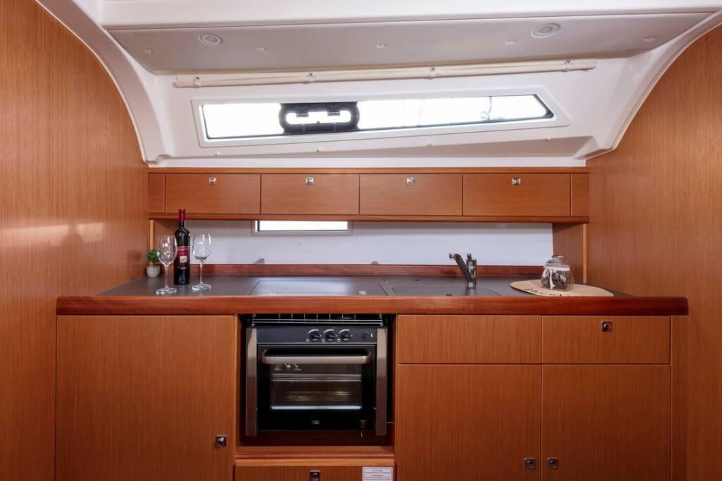 Sailing yacht Bavaria Cruiser 41 Nina