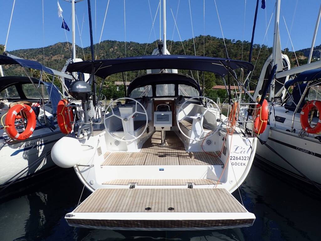 Sailing yacht Bavaria Cruiser 41 Lal