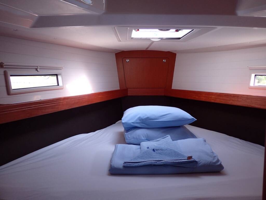 Sailing yacht Bavaria Cruiser 41 Lal
