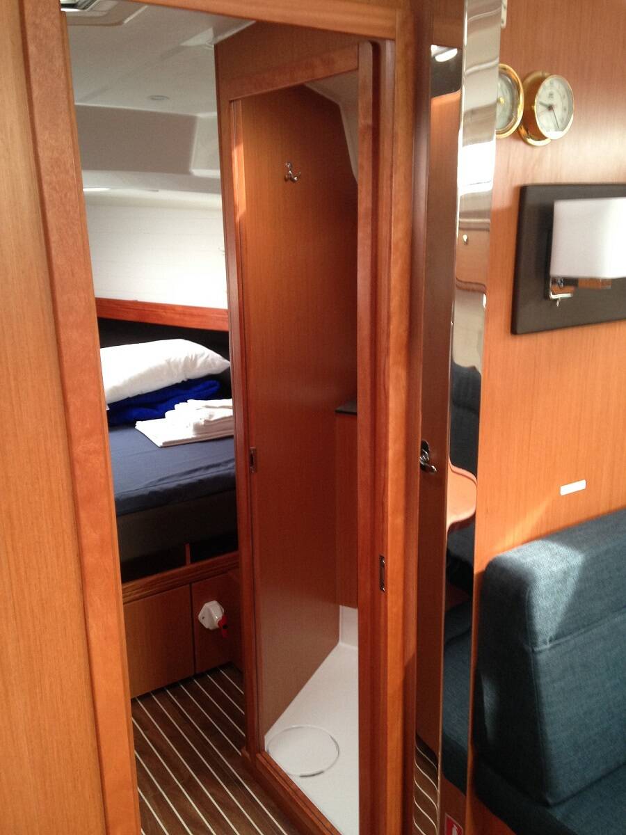 Sailing yacht Bavaria Cruiser 41 Alisahni