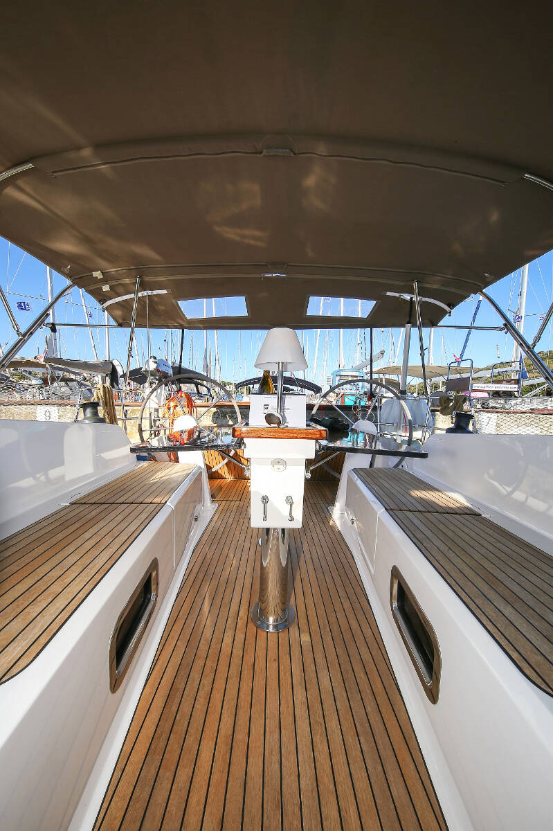 Sailing yacht Bavaria Cruiser 41 