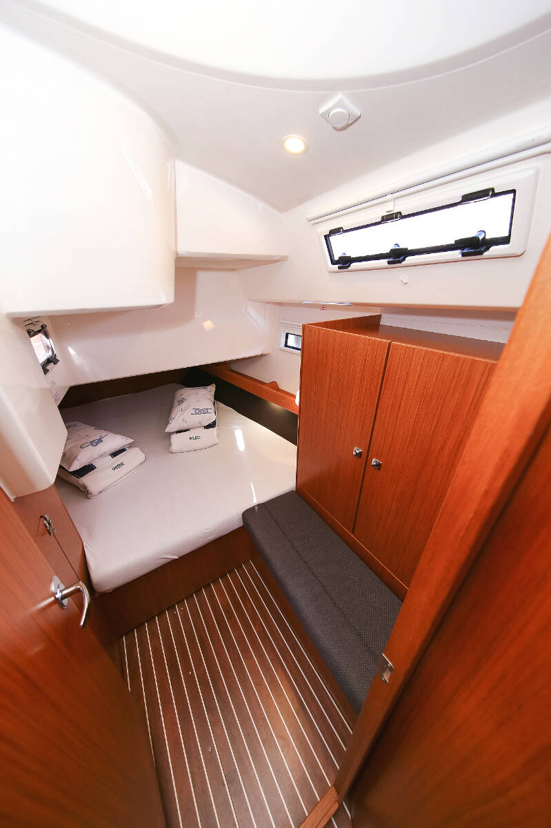 Sailing yacht Bavaria Cruiser 41 