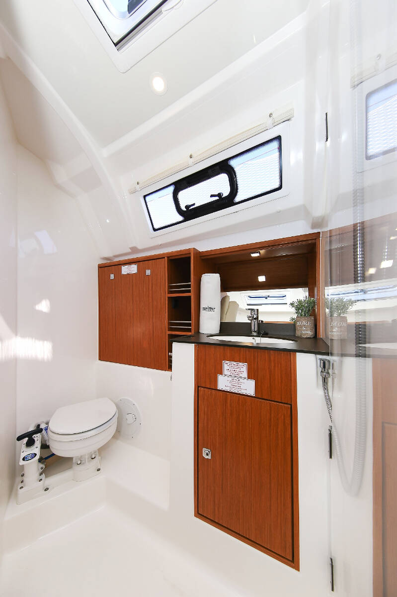 Sailing yacht Bavaria Cruiser 41 