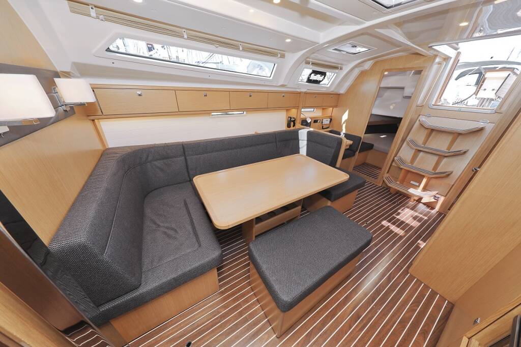 Sailing yacht Bavaria Cruiser 41 Hemonaty