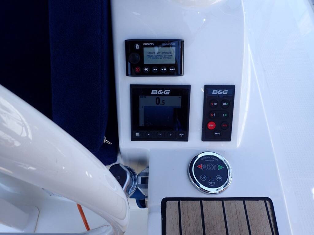 Sailing yacht Bavaria Cruiser 41 Cadenza