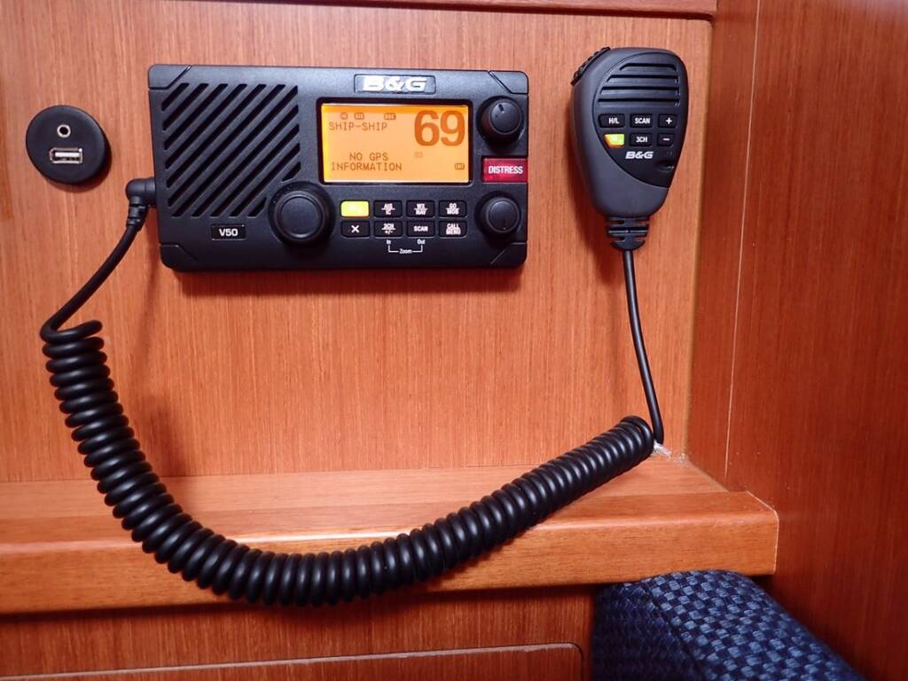 Sailing yacht Bavaria Cruiser 41 Cadenza