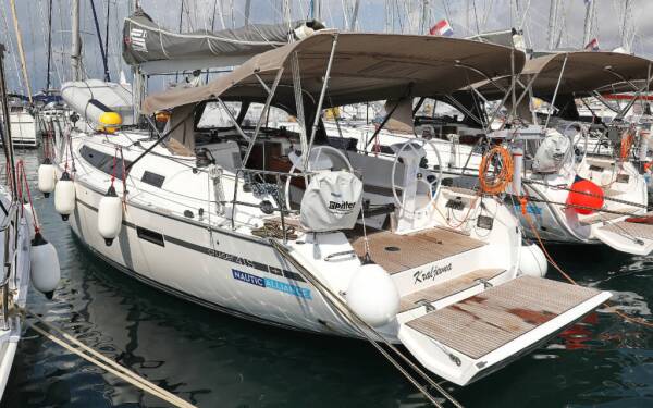 Bavaria Cruiser 41S Kraljevna (19) Marina Hramina, Murter