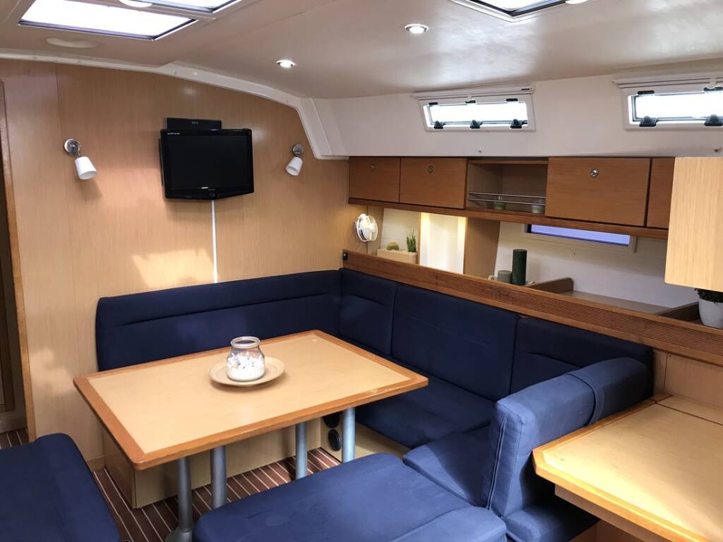 Sailing yacht Bavaria Cruiser 45 Medusa