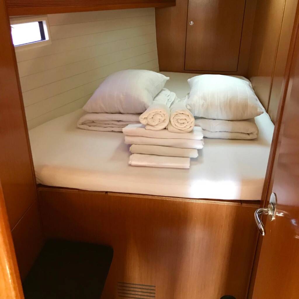 Sailing yacht Bavaria Cruiser 45 Midas