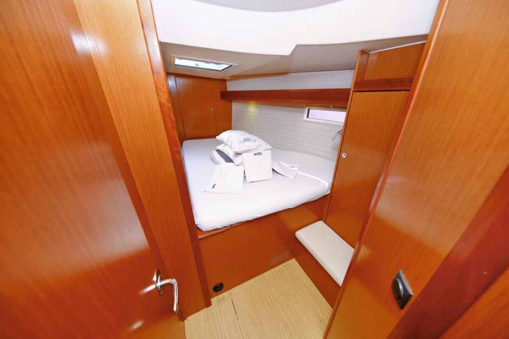 Sailing yacht Bavaria Cruiser 45 Julia III