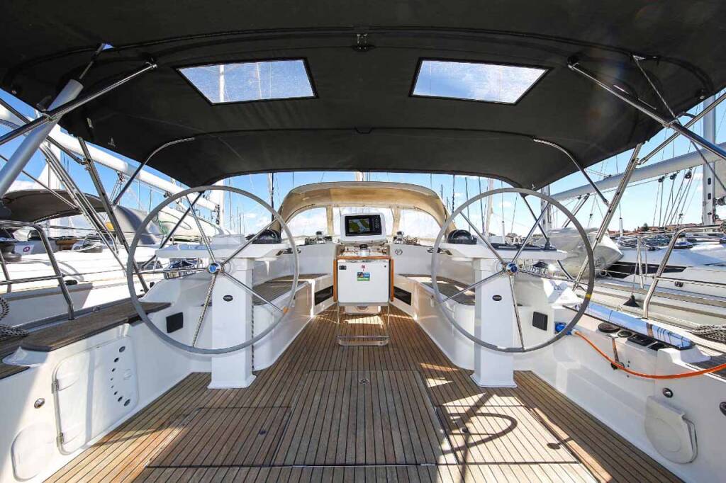 Sailing yacht Bavaria Cruiser 45 Aiolos