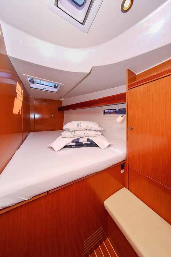 Sailing yacht Bavaria Cruiser 45 Aiolos