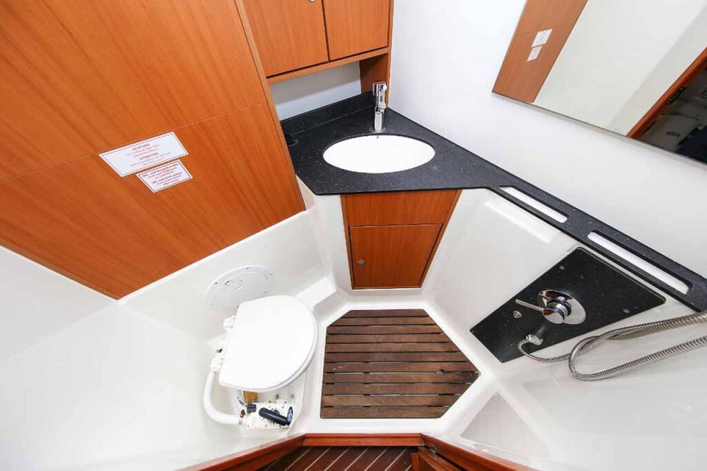 Sailing yacht Bavaria Cruiser 45 Aiolos