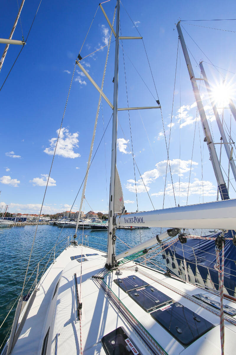 Sailing yacht Bavaria Cruiser 45 Aries
