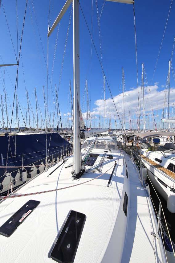 Sailing yacht Bavaria Cruiser 45 Aries